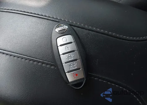 2020 Nissan Rogue Sv Fwd z USA, uszkodzony, nr VIN 5N1AT2MT9LC779280